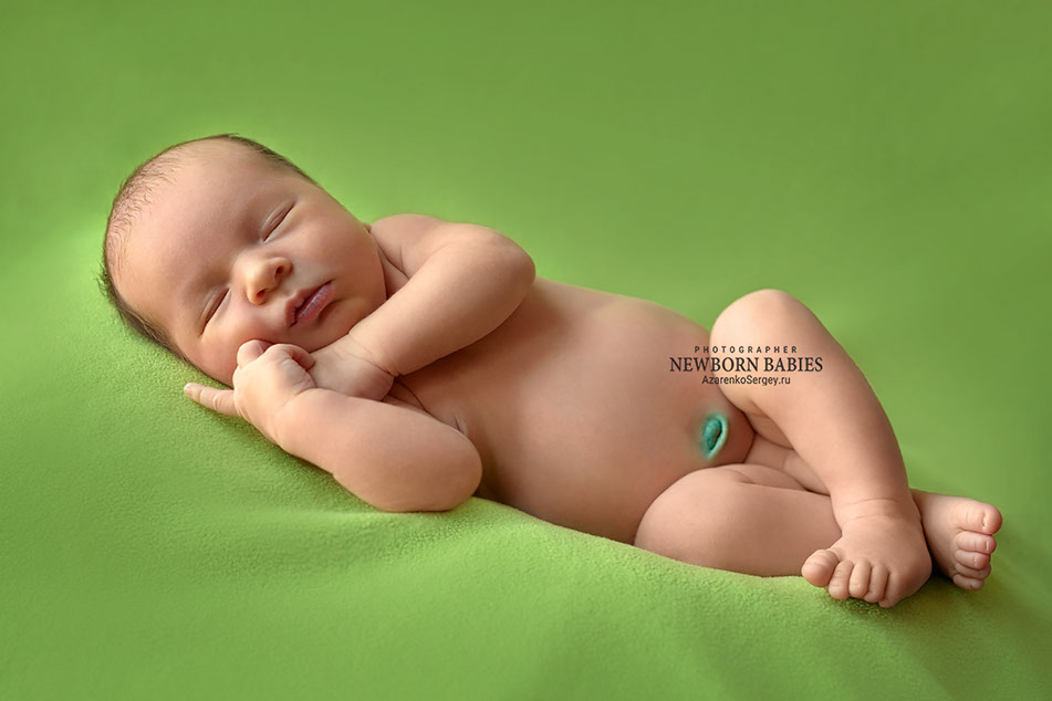 Фото с фотосессии новорожденного в Выборге